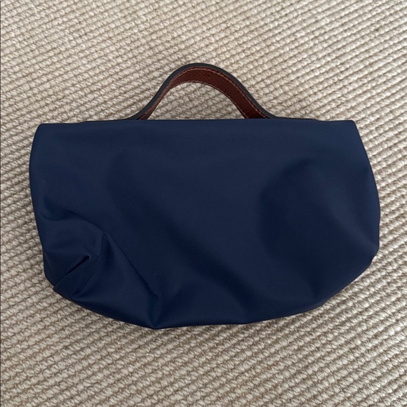 Longchamp - Picture 3 of 9